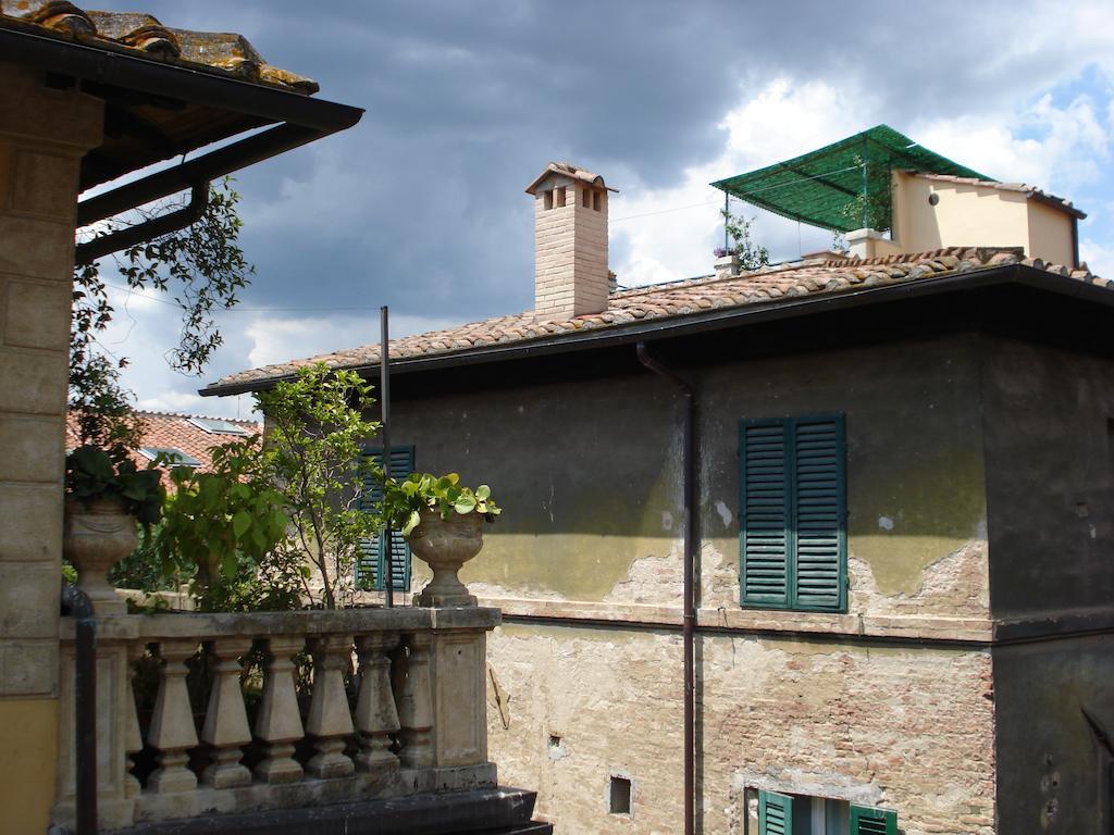 La Casa Di Antonella Hotel Siena Luaran gambar